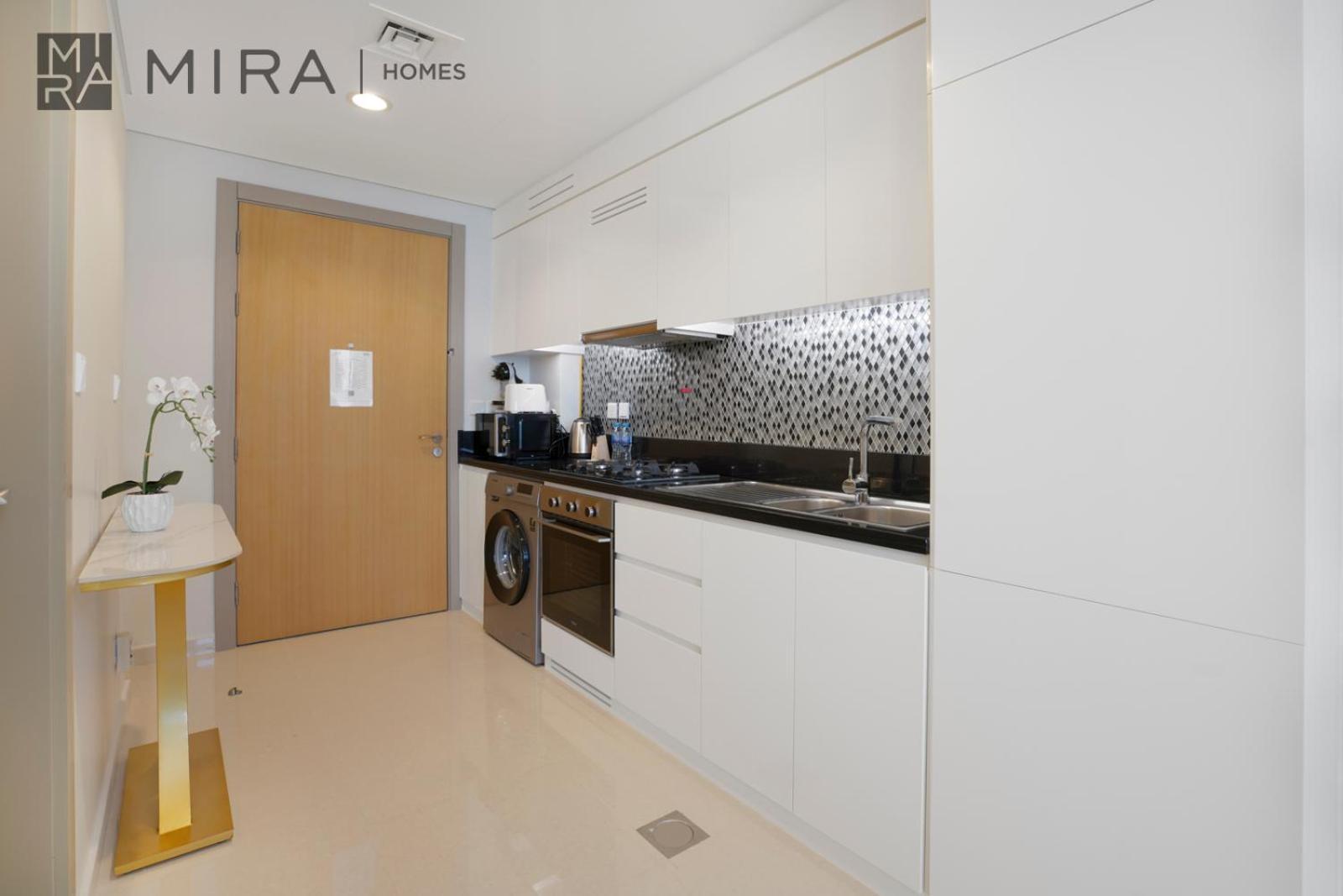 Apartment Mira Homes - Fully Furnished In Business Bay *